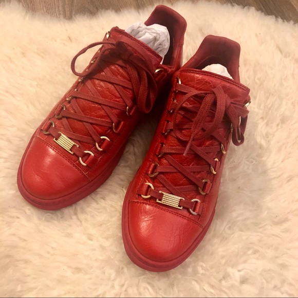 balenciaga arena red low